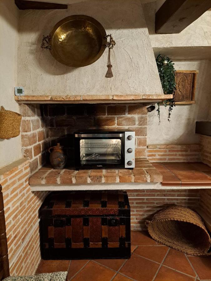 Casa Rural La Bodega, Ofrece Cata De Vino Gratis Horche Exterior photo